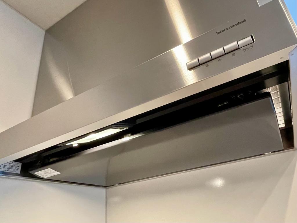 ザ・熊本ガーデンズ 2LDKキッチン・ステンレス製レンジフード