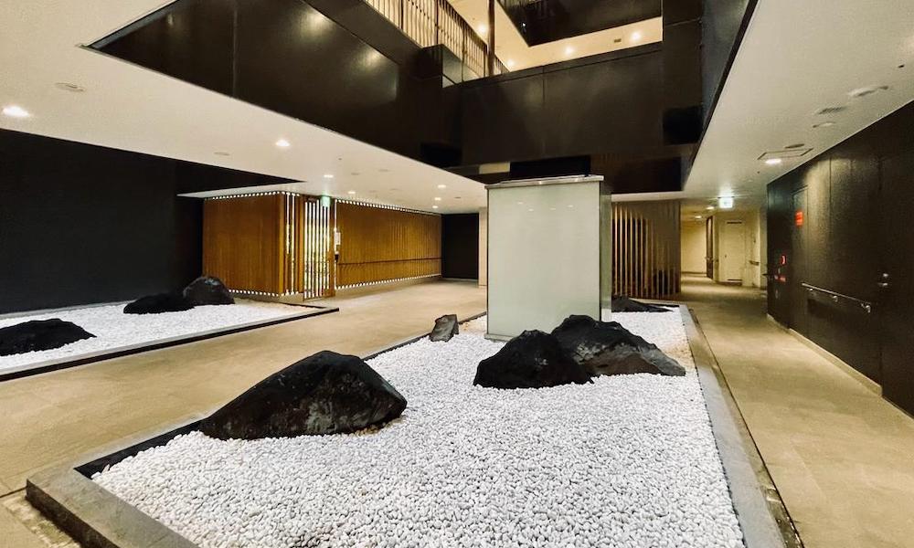 ザ・熊本ガーデンズ 4階共用空空 光の回廊