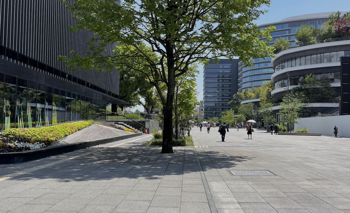 NHK熊本放送局前のシンボルプロムナード